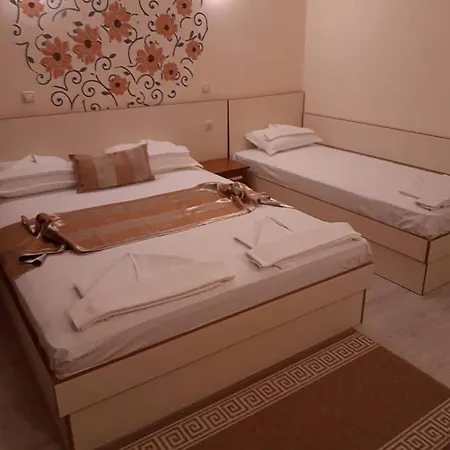 호텔 семеен вермона 2*