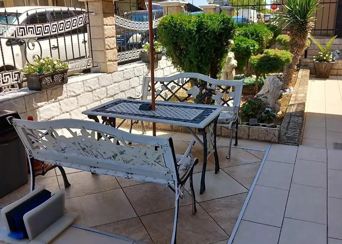 Hotel семеен вермона 2*